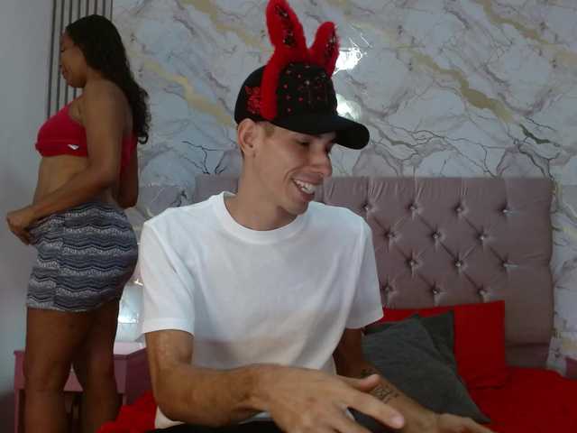 dennise-sweet live sex show