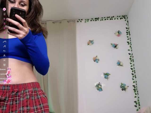 LumiNika1 live cam on BongaCams