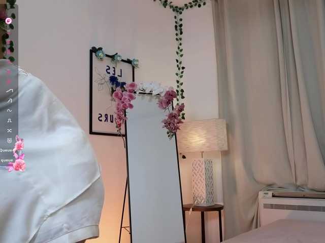 LumiNika1 live cam on BongaCams