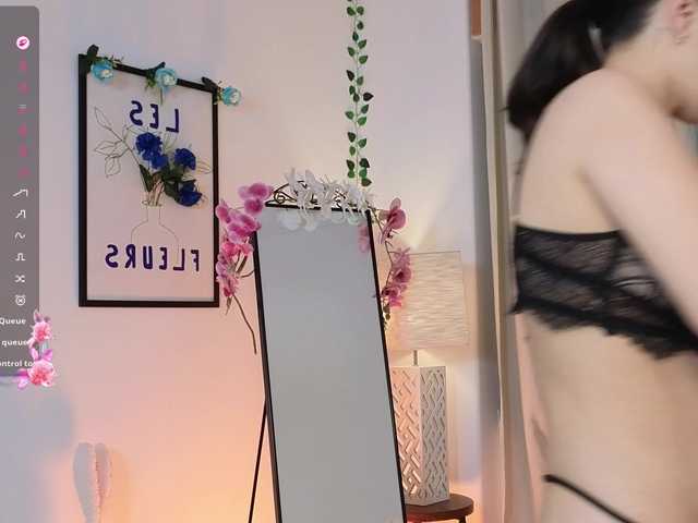 LumiNika1 live cam on BongaCams