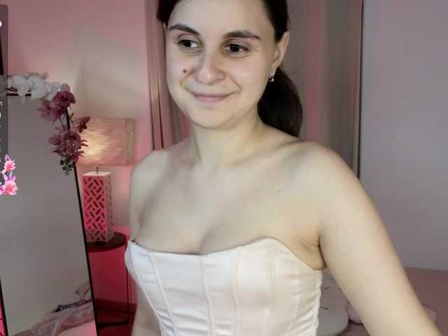 LumiNika1 live cam on BongaCams