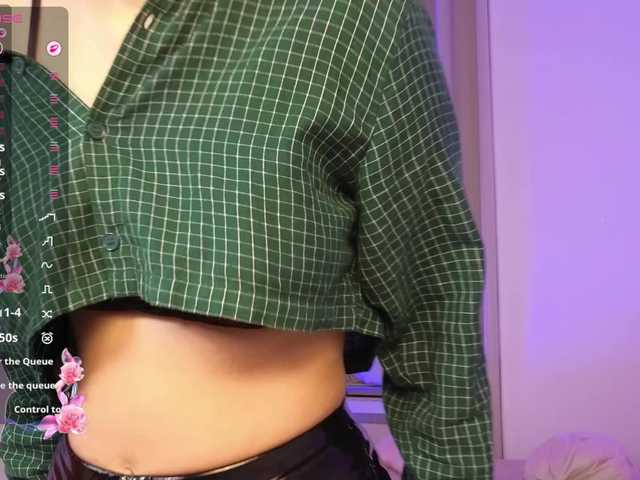LumiNika1 live webcam show