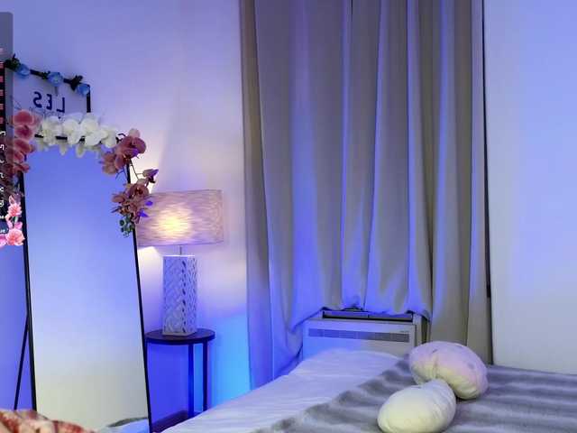 LumiNika1 live cam on BongaCams