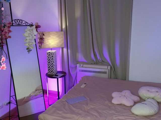 LumiNika1 live cam on BongaCams