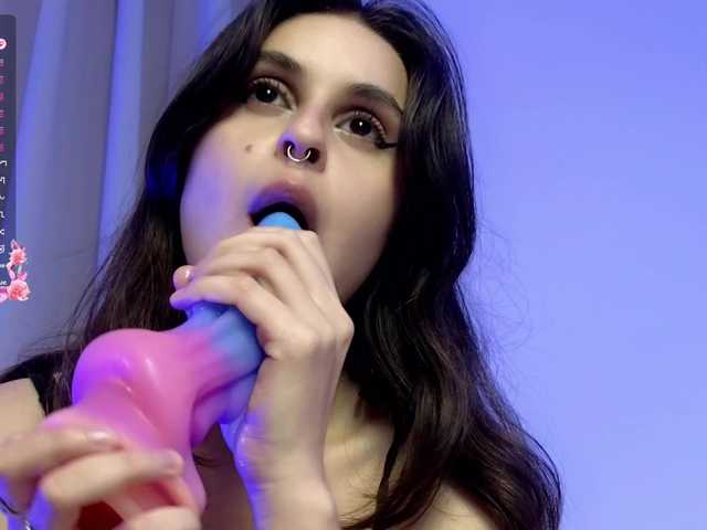 LumiNika1 live cam on BongaCams