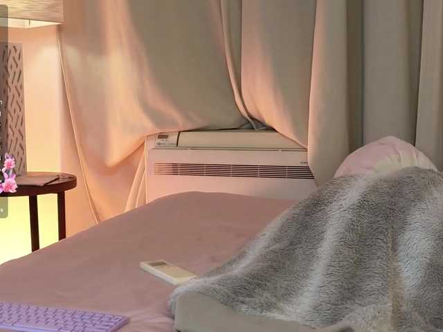 LumiNika1 live cam on BongaCams