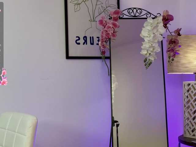 LumiNika1 live cam on BongaCams