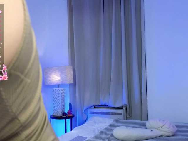LumiNika1 live webcam show