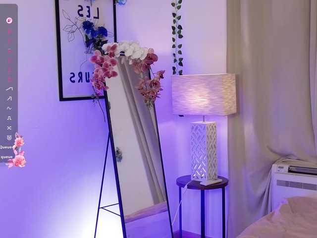 LumiNika1 live cam on BongaCams