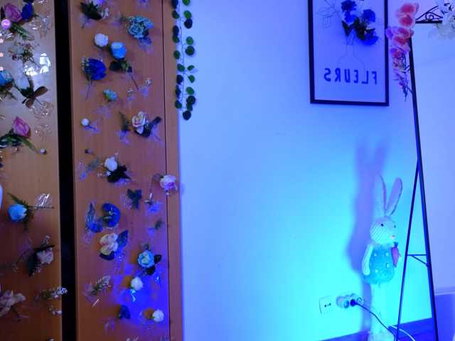 LumiNika1 live cam on BongaCams