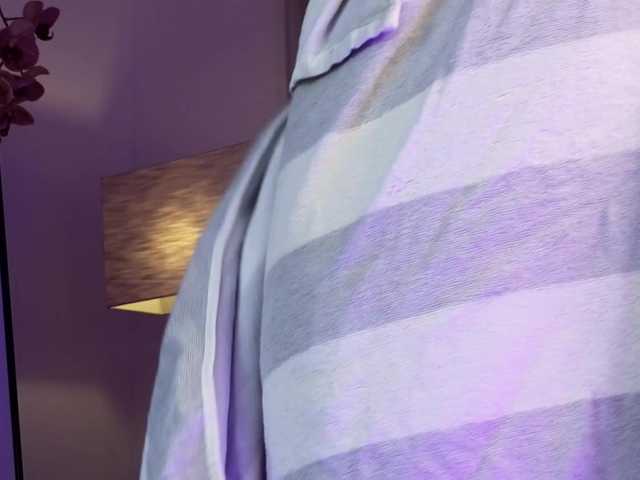 LumiNika1 live webcam show