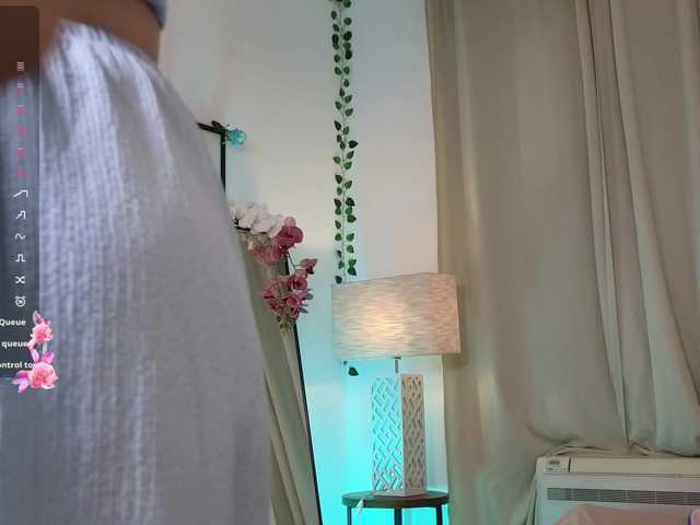LumiNika1 live cam on BongaCams