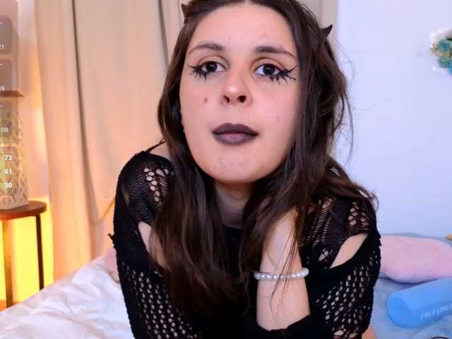 LumiNika1 live cam on BongaCams