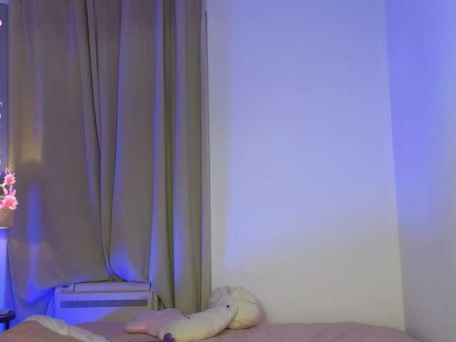 LumiNika1 live webcam show