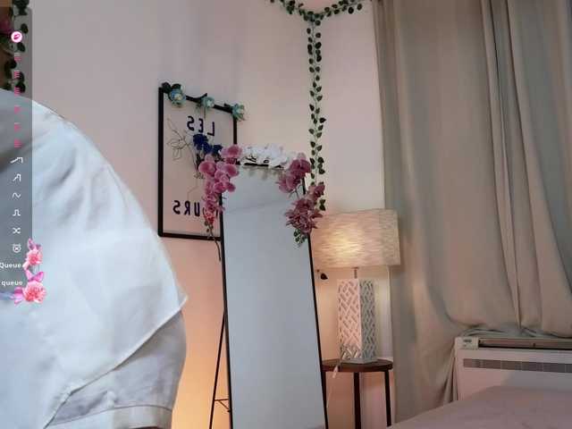 LumiNika1 live cam on BongaCams