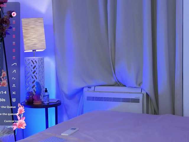 LumiNika1 live cam on BongaCams
