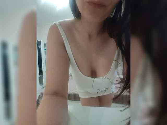 Iriska25 webcam