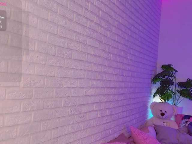 Darineko live webcam show