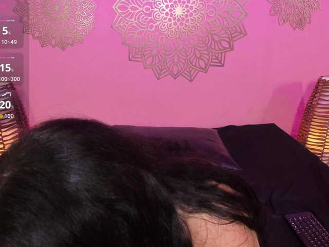 SukyLuna live cam on BongaCams