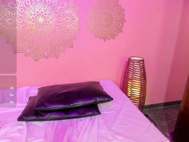 SukyLuna live cam on BongaCams
