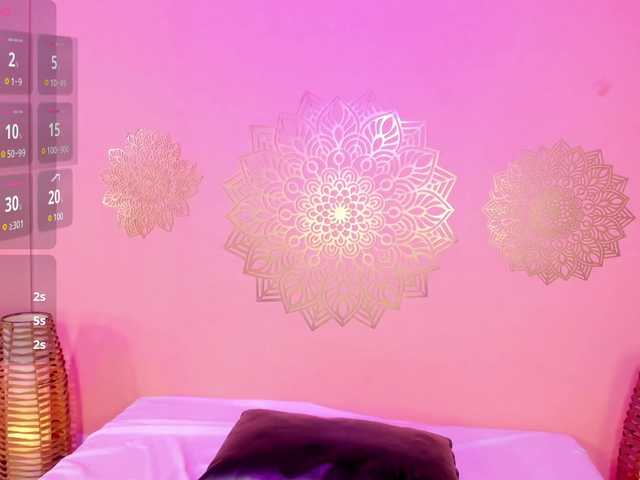 SukyLuna live cam on BongaCams