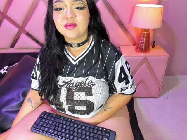 SukyLuna live cam on BongaCams