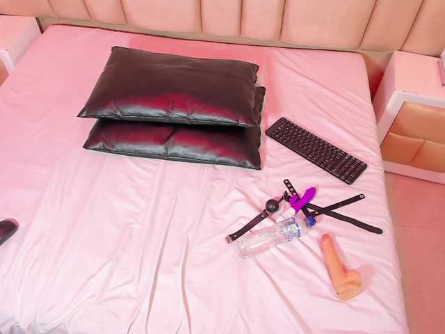 SukyLuna live cam on BongaCams
