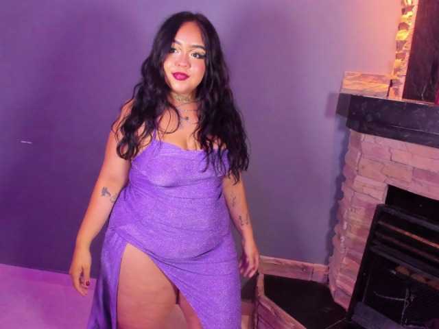 SukyLuna live cam on BongaCams