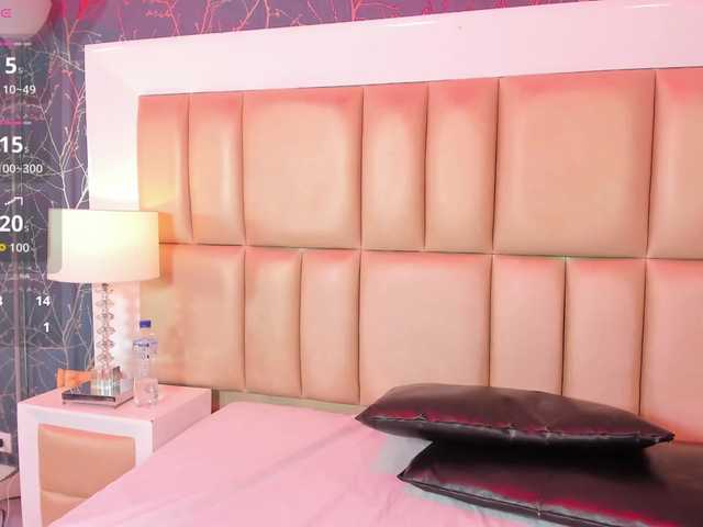 SukyLuna live cam on BongaCams