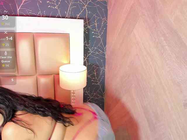 SukyLuna webcam