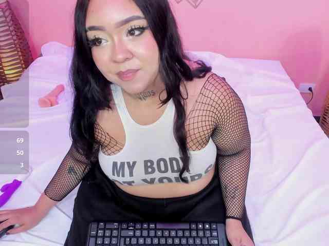 SukyLuna webcam