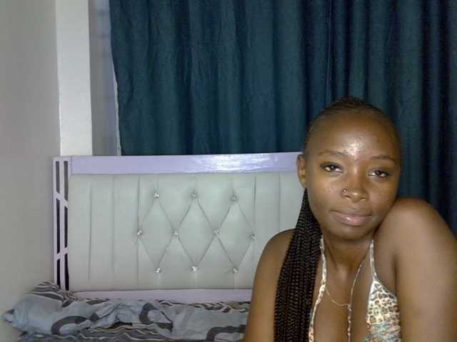 Prettycherry live cam on BongaCams