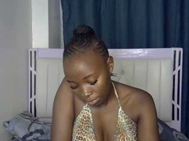 Prettycherry live cam on BongaCams