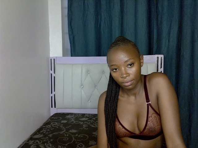 Prettycherry live cam on BongaCams