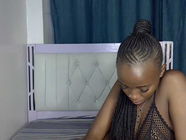 Prettycherry live cam on BongaCams