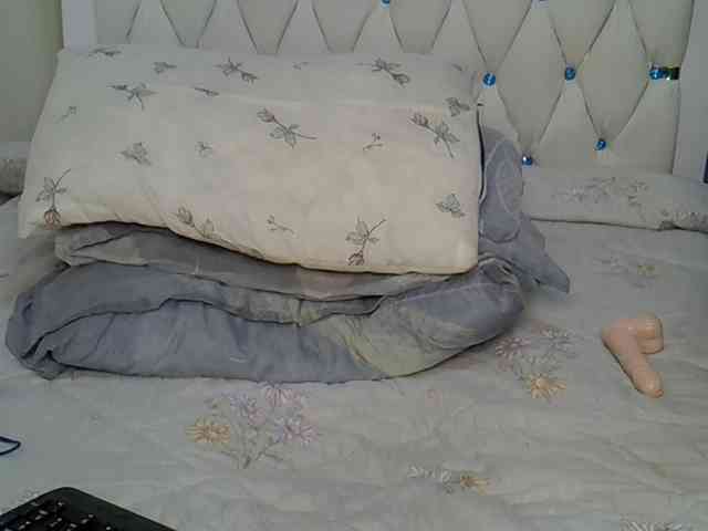 Prettycherry webcam