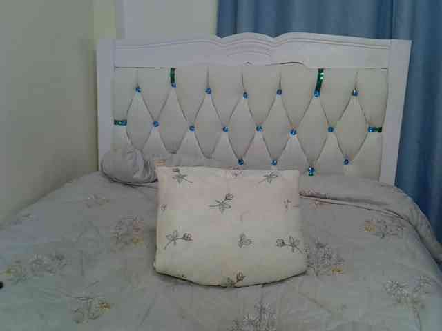 Prettycherry webcam