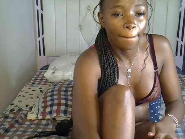 Prettycherry webcam