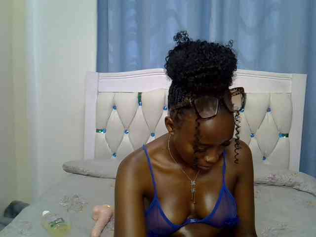 Prettycherry webcam