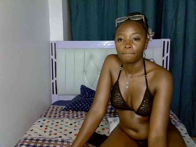 Prettycherry webcam