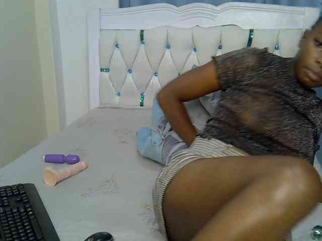 Prettycherry webcam