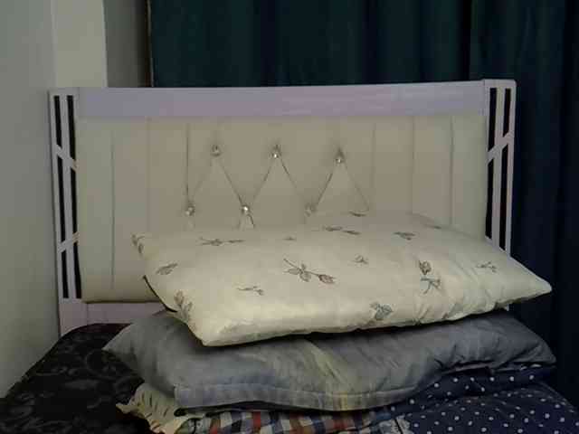Prettycherry webcam