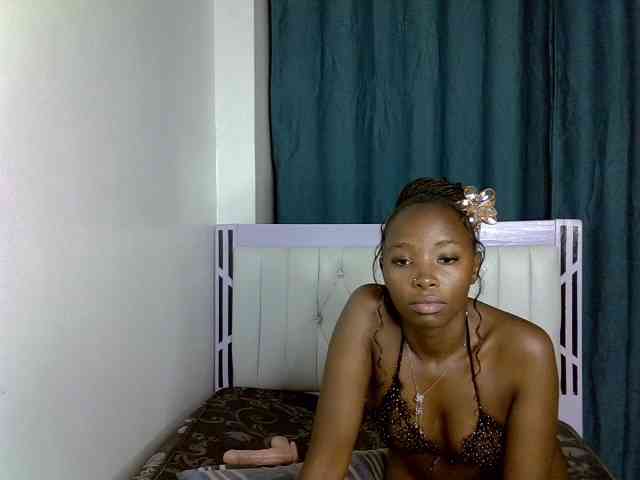 Prettycherry webcam