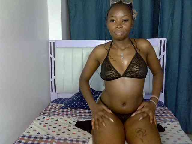 Prettycherry webcam