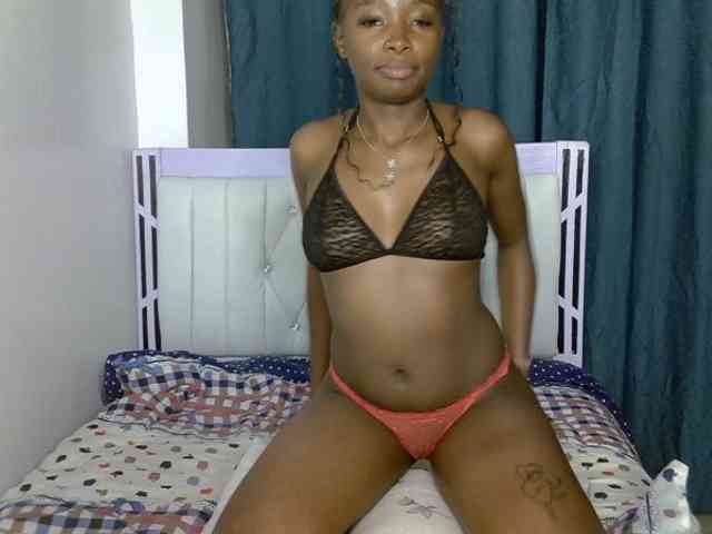 Prettycherry webcam