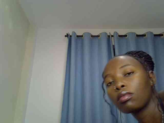 Prettycherry webcam
