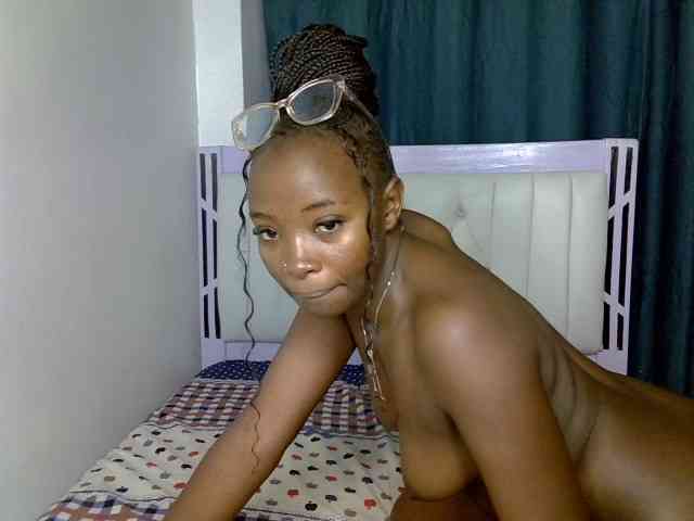 Prettycherry webcam