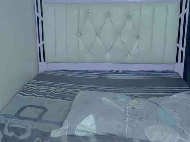 Prettycherry webcam
