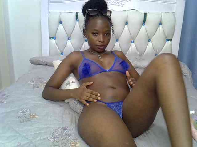 Prettycherry webcam