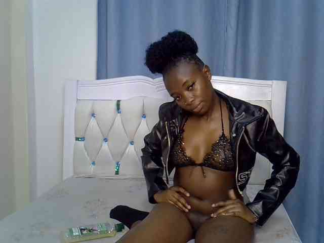Prettycherry webcam